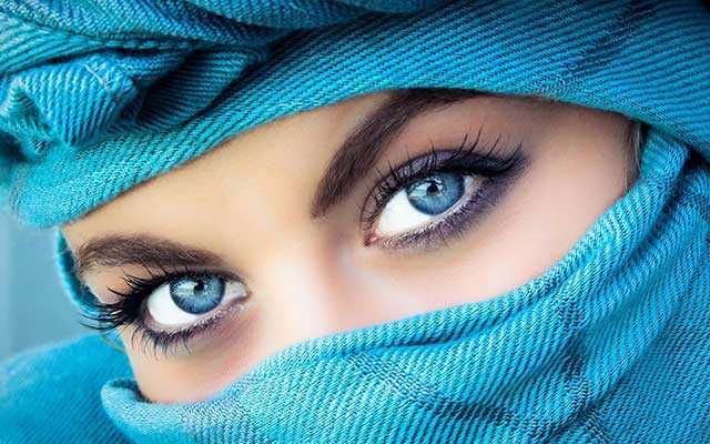 blue_eyes