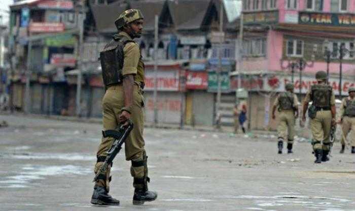 Curfew-in-kashmir-continues-for-12th-day-2