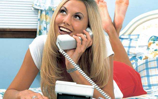 stacy_keibler_old_telephone