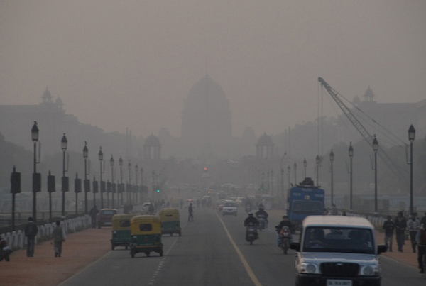 दिल्‍ली में बढ़ते प्रदूषण के चलते बढ़ी दिल्‍ली सरकार की चिंता