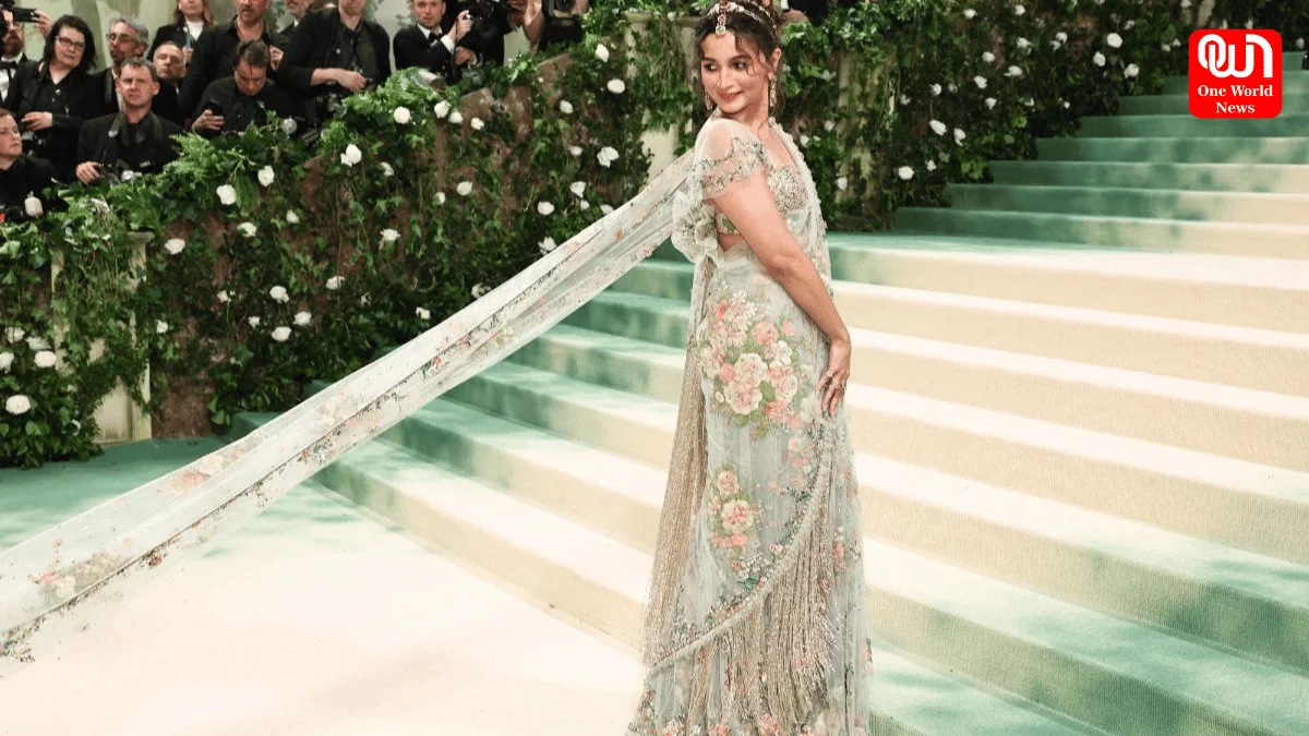 Met Gala 2024 : इन हसीनाओं ने Met Gala के कारपेट पर दिखाया 'फैशन का जलवा' आलिया भट्ट ने साड़ी में क्लासी लुक से चुरा ली लाइमलाइट 1 Met Gala 2024