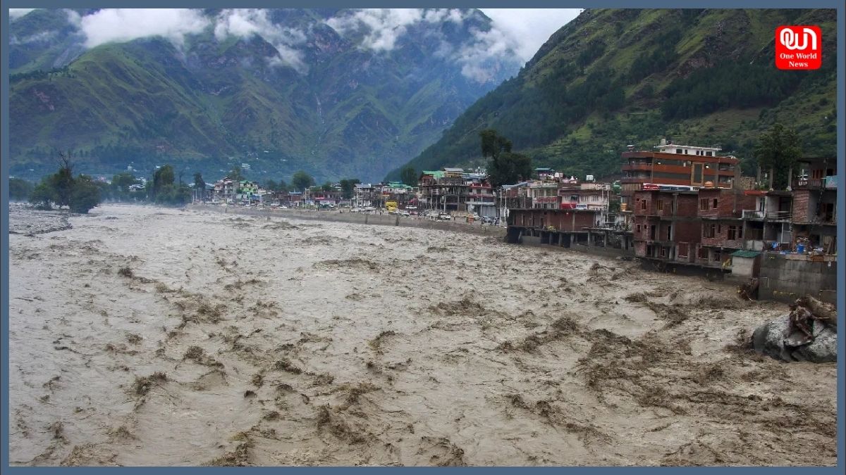 Weather Update Today: पहाड़ों पर हो रही जमकर बारिश, आज से पूरे हफ्ते 24 राज्यों में जमकर बरसेंगे बदरा, जानें आपके शहर में कैसा रहेगा मौसम 1 Weather Update Today