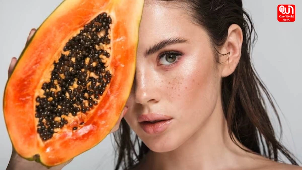 Glowing Skin Tips: पपीते से चमकाएं अपनी त्वचा, जानिए उपयोग के खास तरीके 1 Glowing Skin Tips
