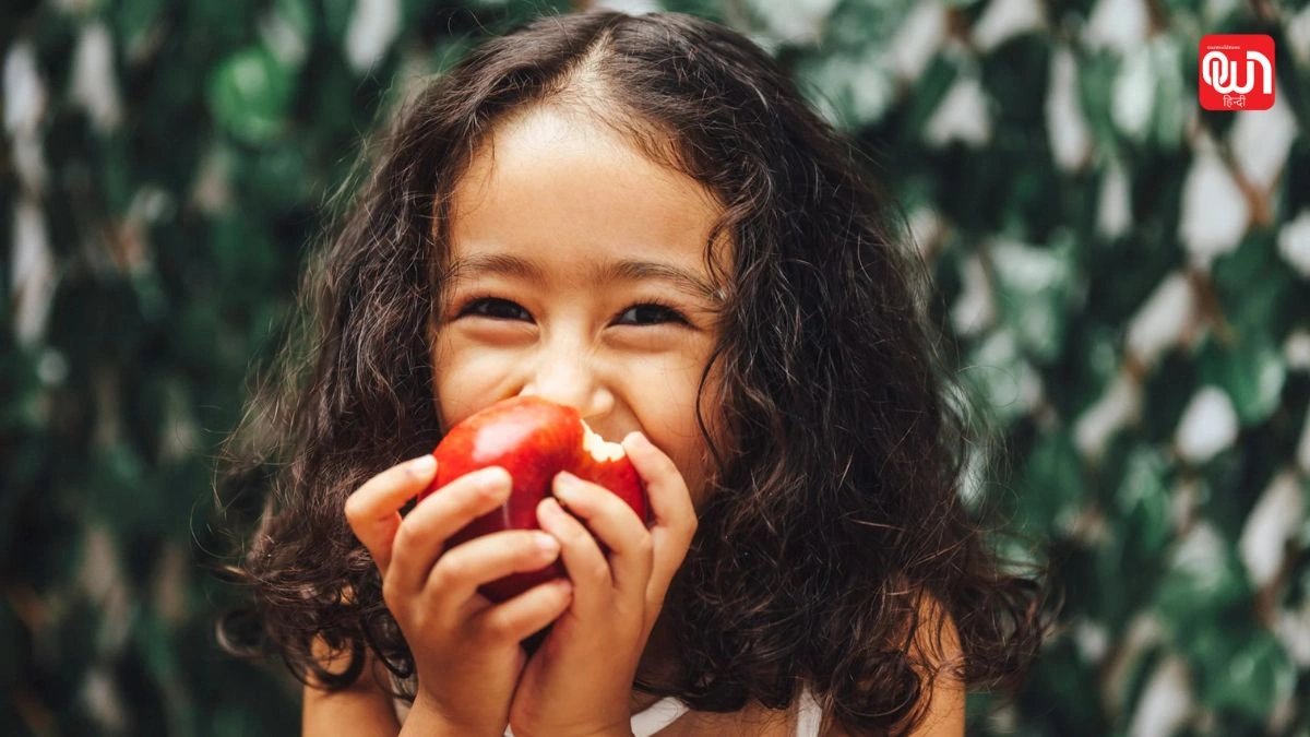 Apple Health benefits: हर दिन एक सेब, जानिए सेहत को मिलने वाले 8 जबरदस्त फायदे 1 Apple Health benefits