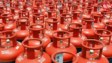 LPG Cylinder Price Cut: दिल्ली से चेन्नई तक गैस सिलेंडर के दाम घटे, देखें 1 नवंबर से क्या हैं नई दरें 4 LPG Cylinder Price Cut