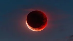 Chandra Grahan 2026: होली पर लगेगा चंद्र ग्रहण, जानिए सूतक काल और ग्रहण का समय 3 lunar eclipse 2025