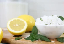 DIY lemon body scrub