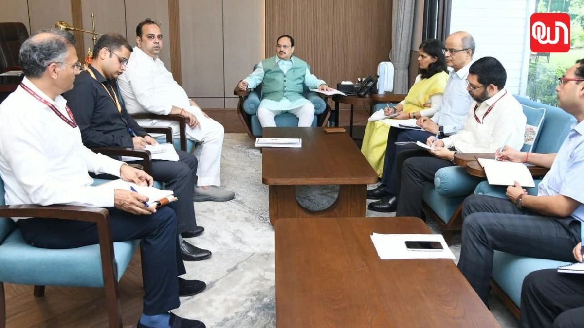 H1N1 पर दिल्ली सरकार का बड़ा कदम, पंकज सिंह ने अधिकारियों के साथ की हाईलेवल मीटिंग 1 H1N1