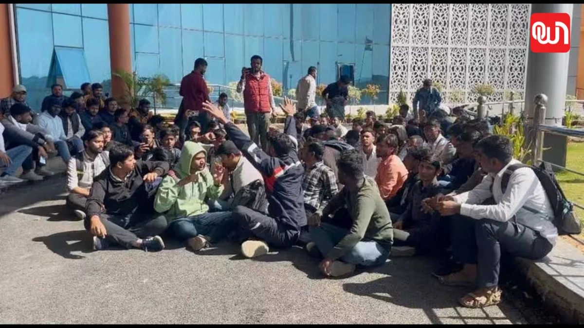 Jharkhand Central University: मेस के खाने और फीस को लेकर छात्रों में आक्रोश, झारखंड सेंट्रल यूनिवर्सिटी में भूख हड़ताल 1 Jharkhand Central University