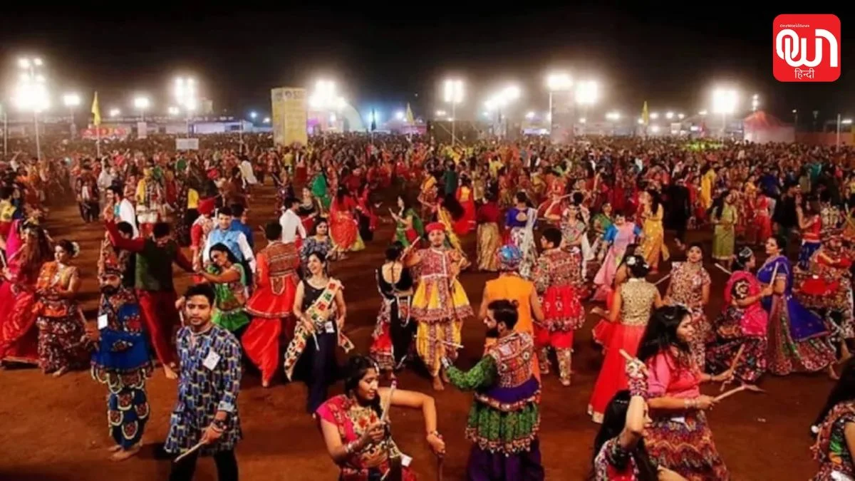 Surat Garba Controversy: गरबा में कौन करेगा सुरक्षा? सूरत में बाउंसरों के धर्म को लेकर छिड़ी बहस 1 Surat Garba Controversy
